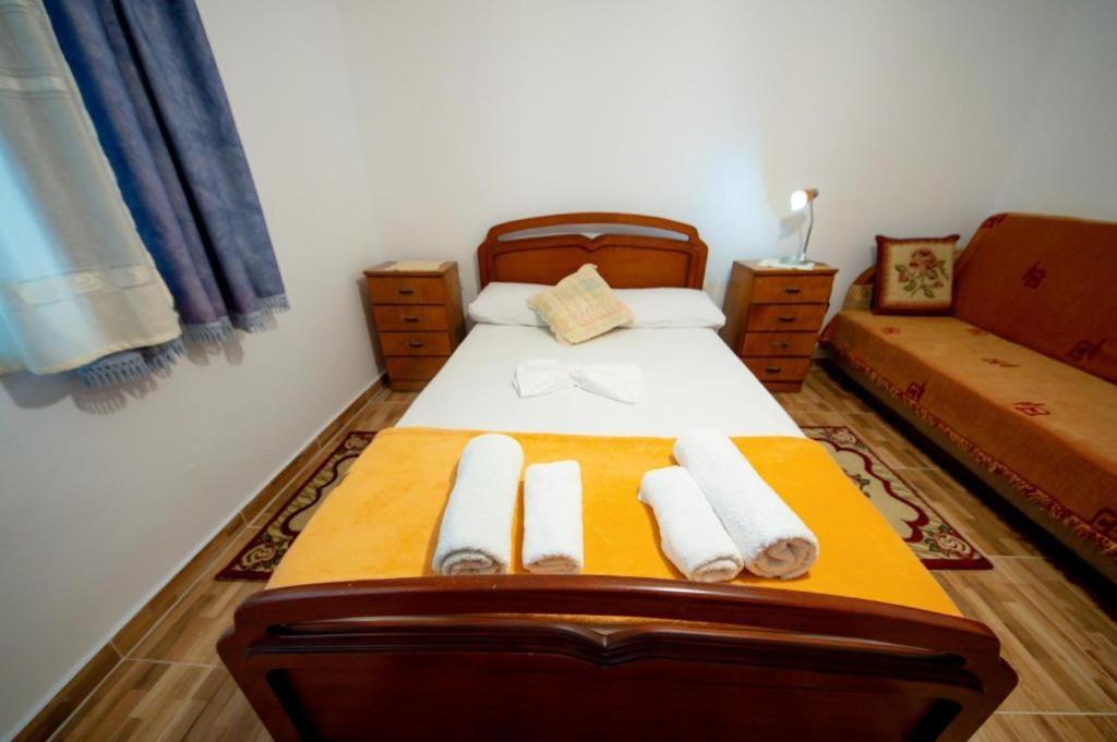 Nina's Guest house